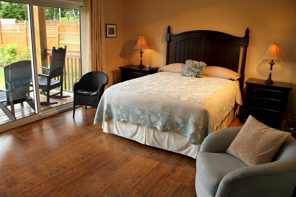 Ocean Mist Guesthouse Ucluelet Kamer foto